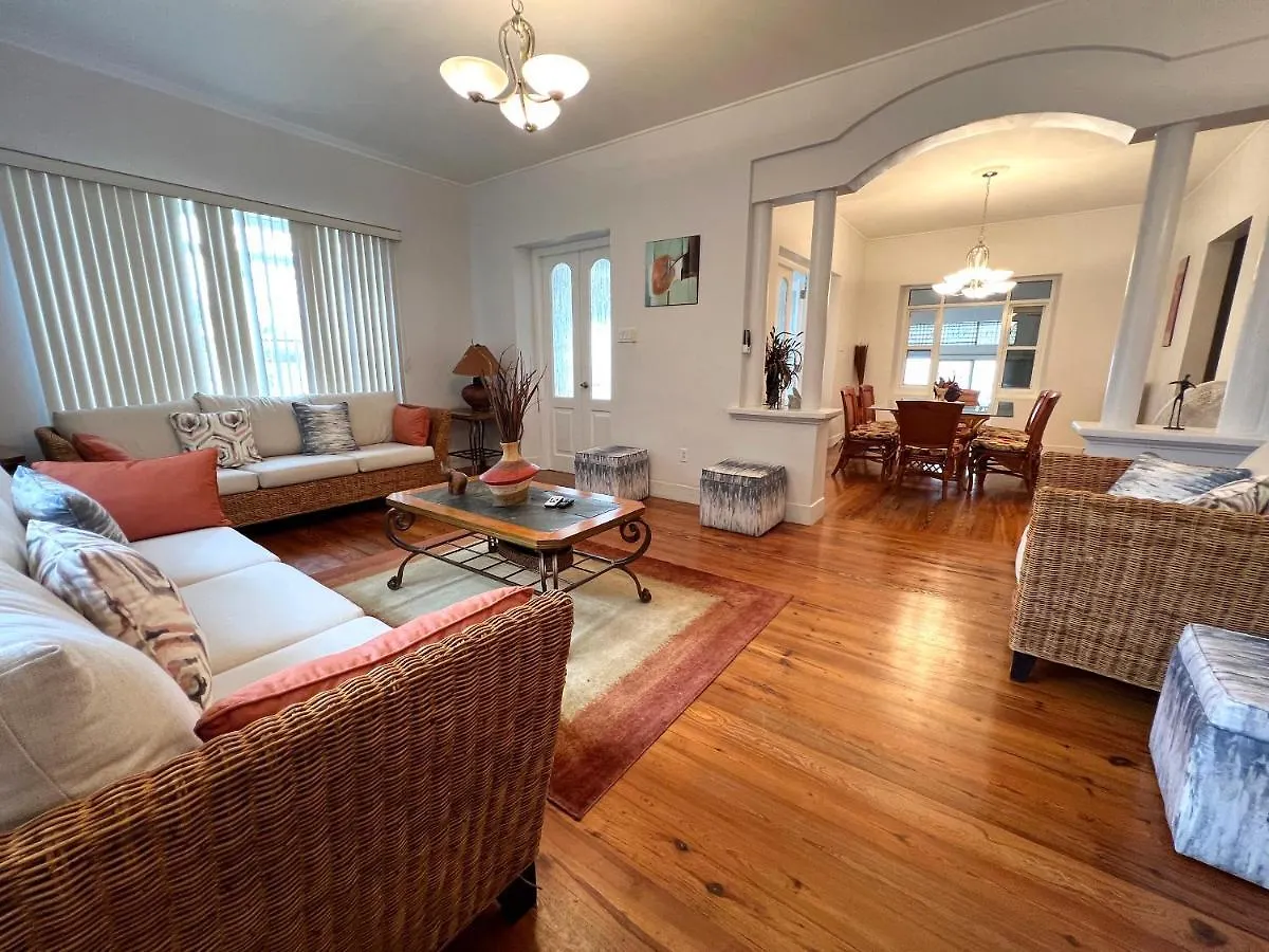 Seagaze Beach House Is Perfect For Family, A Few Steps To The Beach 圣詹姆斯 0*,  巴巴多斯岛